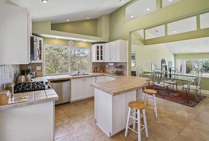 Location de vacances pour 16 personnes, avec jardin et balcon, animaux acceptés dans Topanga - 3