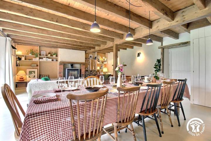 Gîte pour 12 personnes, avec jardin et terrasse à Saint-Dolay