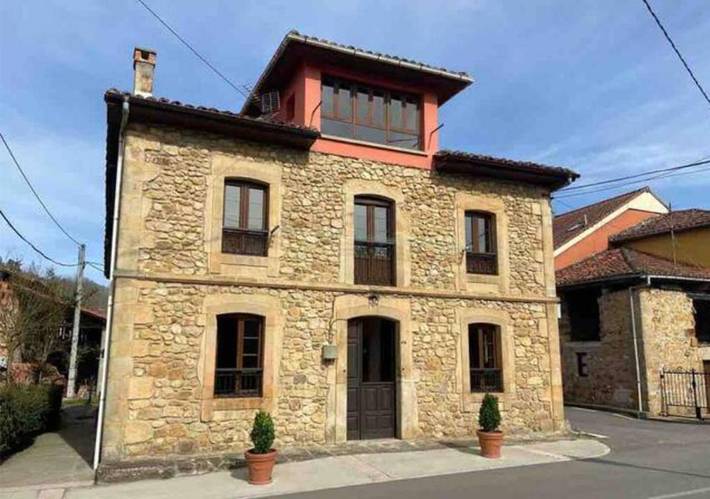Casa rural para 8 personas, con Balcón además de Jardín y Vistas en Corao