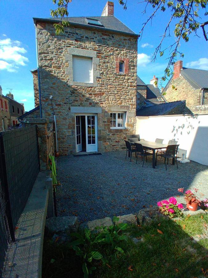 Three-Bedroom House in Genêts, Baie du Mont-Saint-Michel