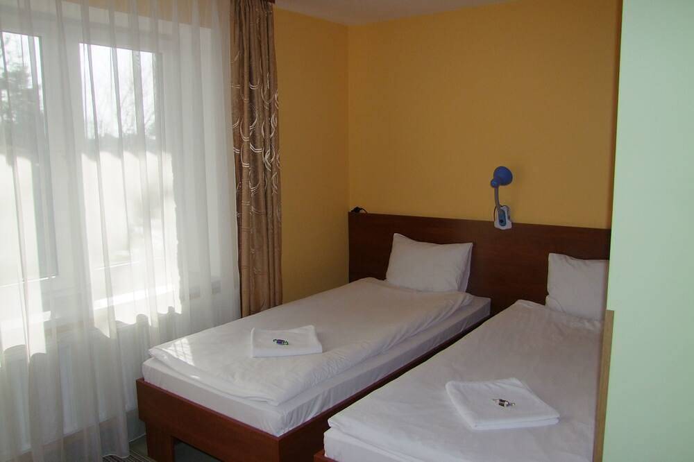 Spacious 5-bedroom building in charming Rzeszów with Ac, Wifi in Rzeszów, Karpatenvorland