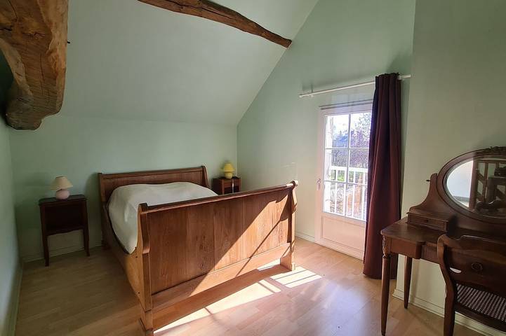 Location de vacances pour 6 personnes, avec Terrasse et Jardin à Saint-Cyr-en-Bourg