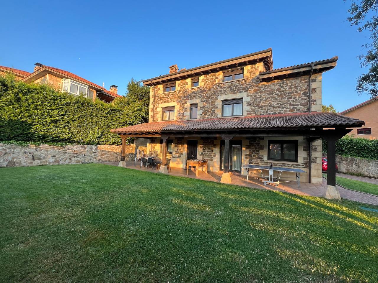 Casa Rural 'La Carrasquilla' con Terraza Privada, Jardín Privado y Wi-Fi in Golmayo, Provincia de Soria