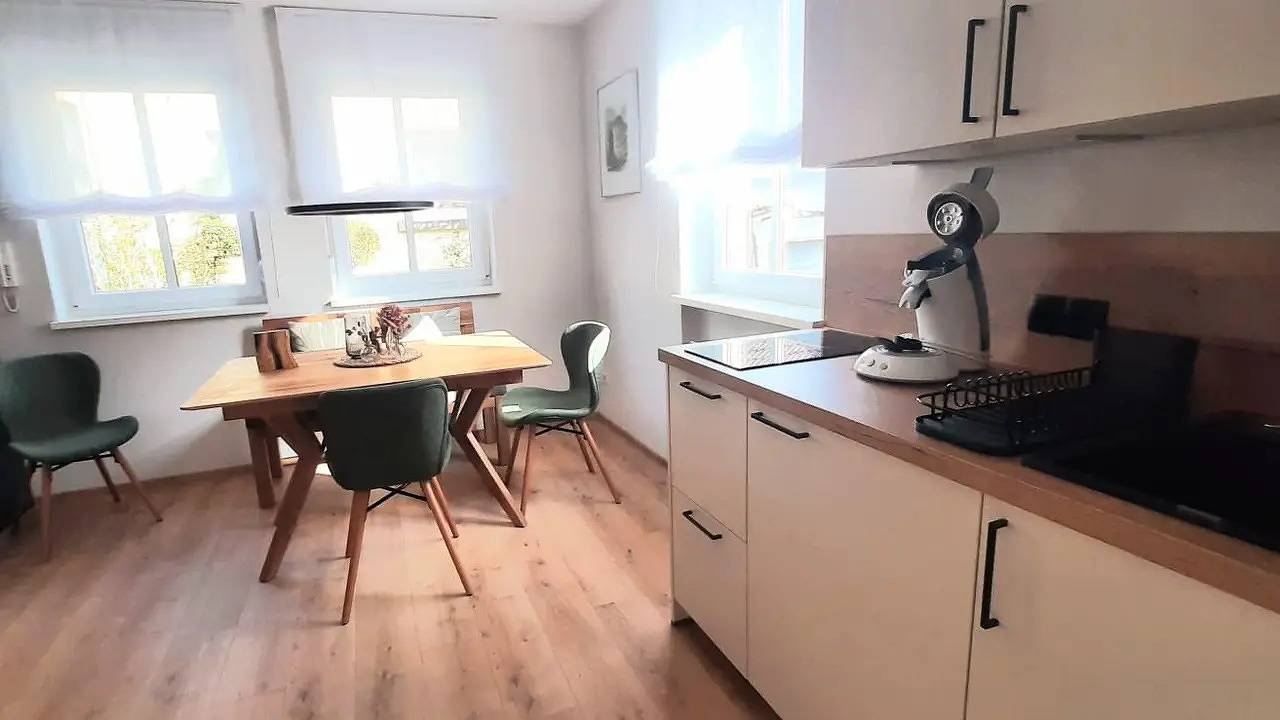 Ganze Ferienwohnung, Ferienwohnung für 2 Personen (30 m²) in Burrweiler in Burrweiler, Südliche Weinstraße