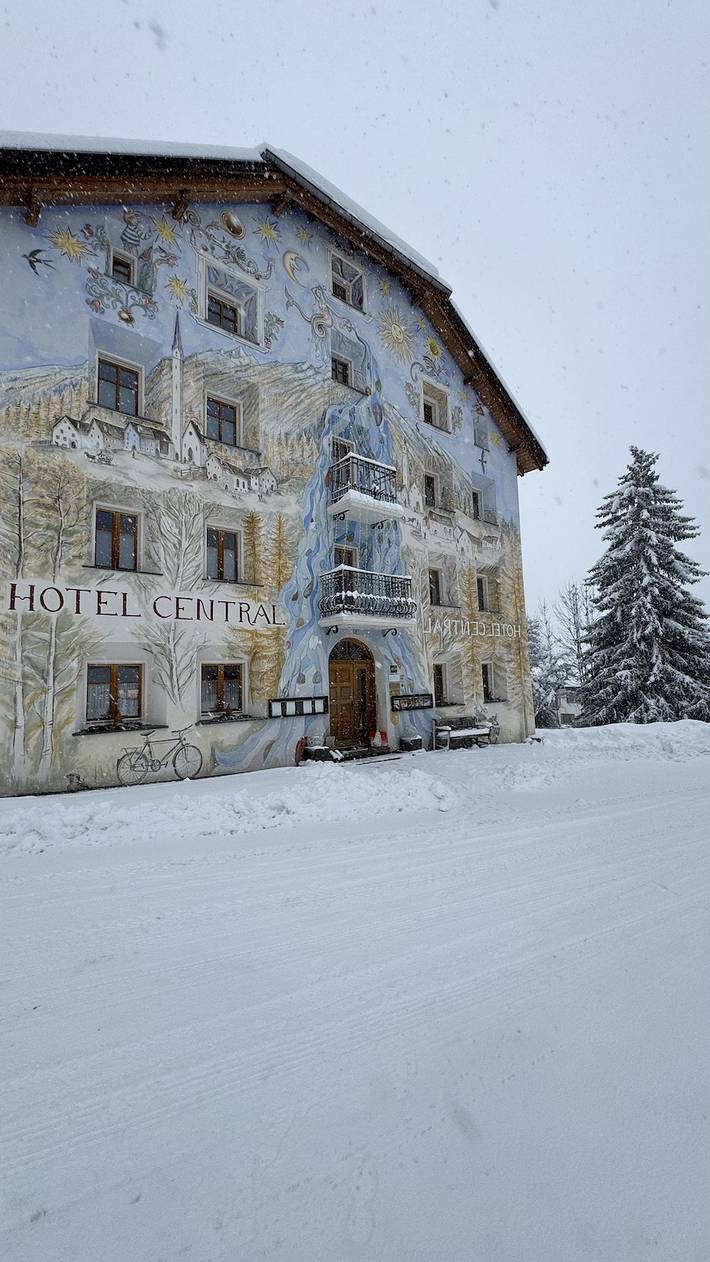 Hotel Central La Fainera Sa - Doppelzimmer Piz Dora in Valchava, Val Müstair