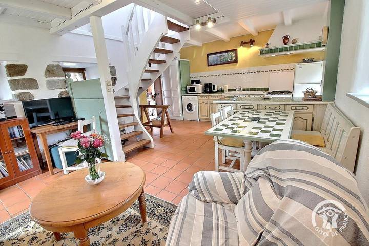 Gîte pour 4 personnes, avec terrasse et jardin, animaux acceptés