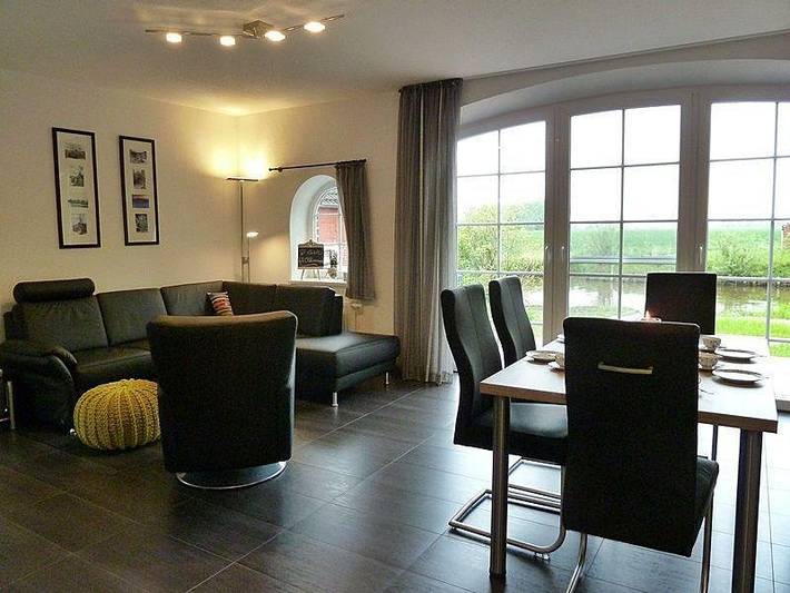 Ferienhaus für 6 Personen, mit Terrasse und Garten sowie Ausblick in Eilsum - 4