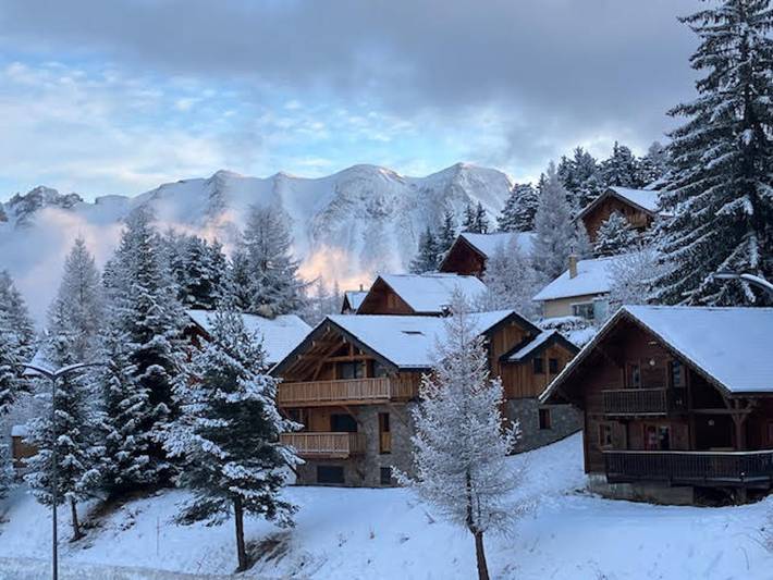 Gîte pour 6 personnes, avec terrasse dans La Joue du Loup - 3