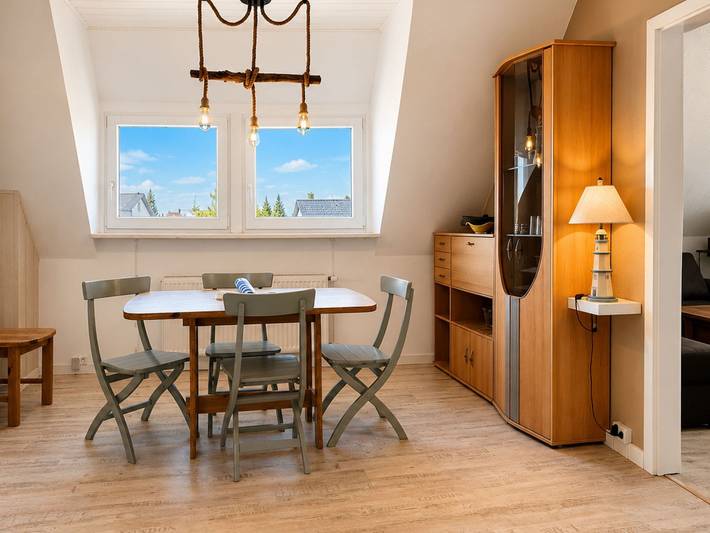 Ganze Ferienwohnung, W3 Ferienhaus Ankerplatz in Börgerende - W3(3): Möwennest 2-Raum Fewo (rechts, 30m², 2 Pers.) Og in Börgerende, Börgerende-Rethwisch