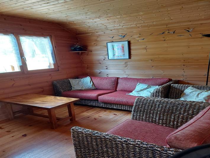 Gîte pour 9 personnes, avec Balcon et Terrasse ainsi que Jardin et Sauna à Saint-Maurice-sur-Moselle