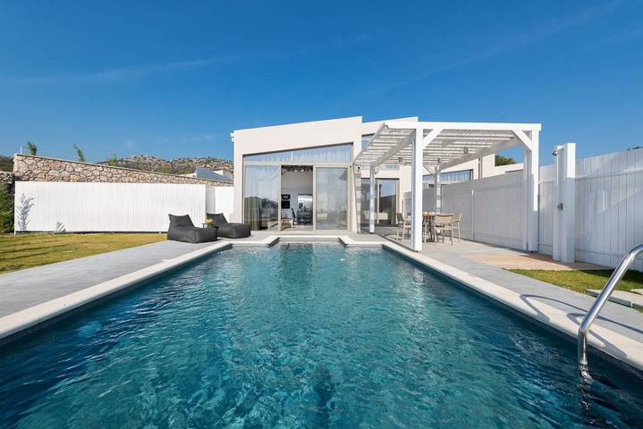 Ferienhaus für 5 Personen, mit Terrasse und Garten in Afantou - 2