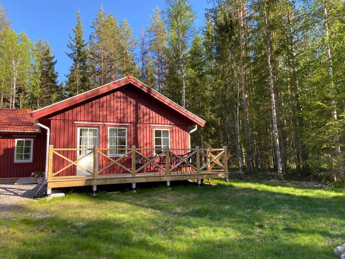 Lägenhet för 5 Personer, med bastu och trädgård, med husdjur i Borlänge