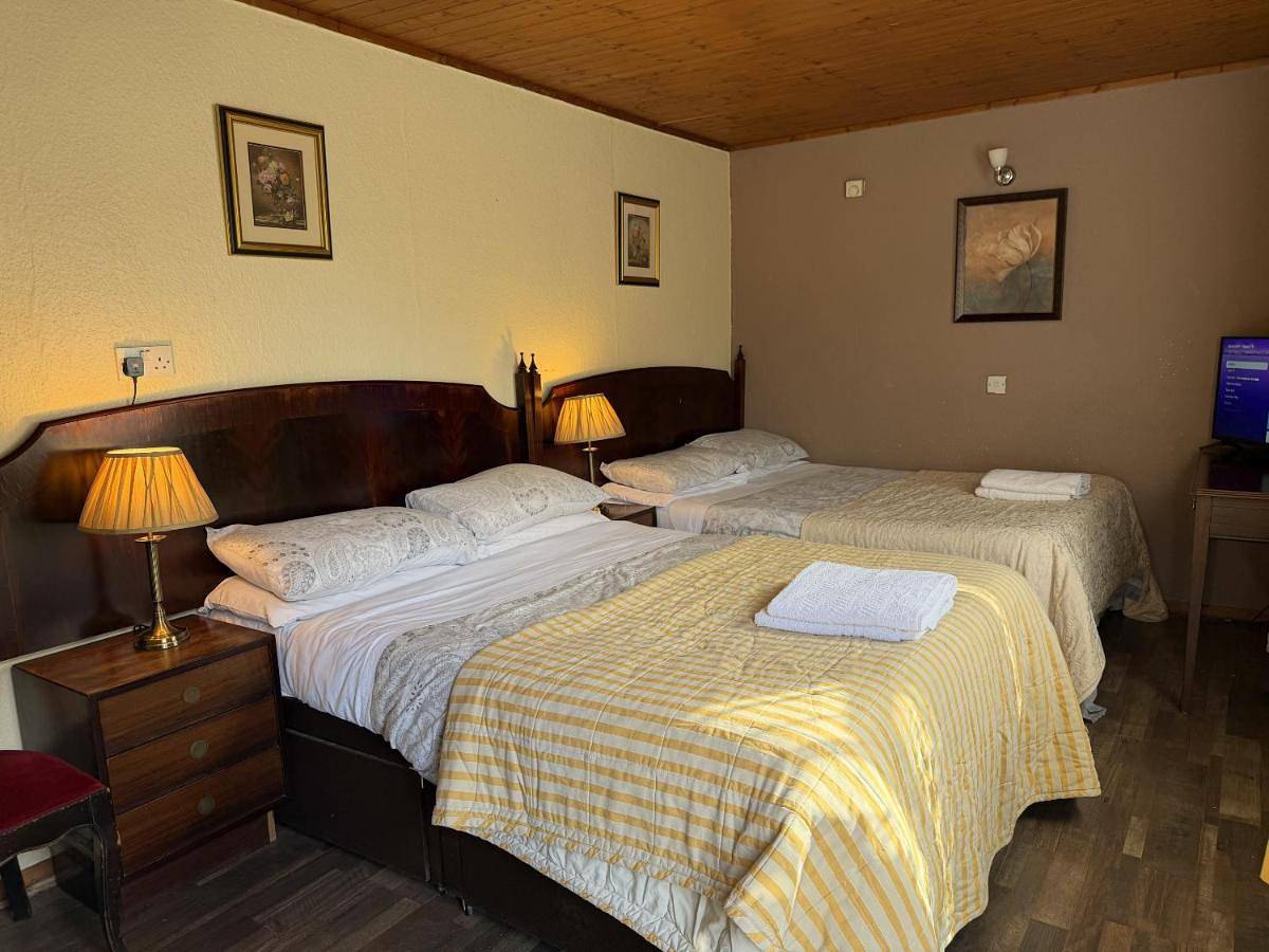 Charde Guest House in Birmingham, Birmingham Area