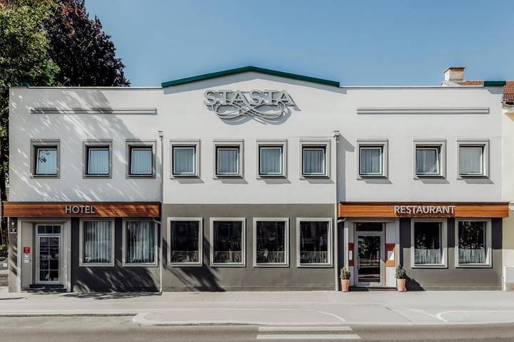 Hotel für 3 Personen, mit Garten in Liesing