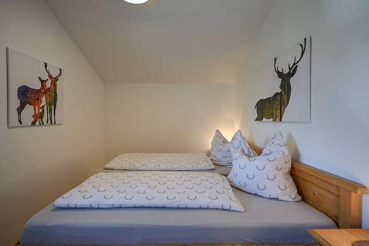Ganze Wohnung, Ferienwohnung Magdalena (50qm) mit Balkon - Haus Schmölz in Rieden, Bayerisch Schwaben
