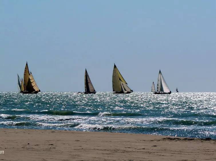 House 8 People in Forte dei Marmi, Italian Riviera
