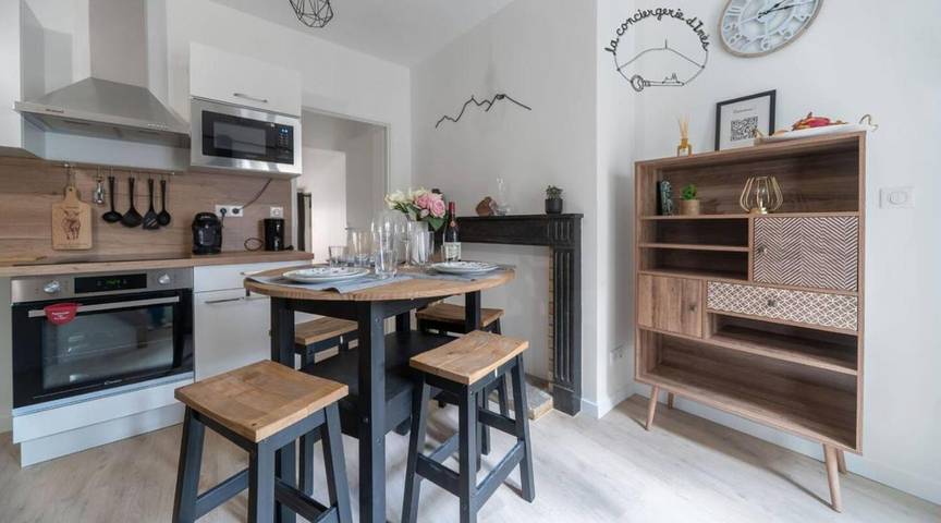 Gîte pour 4 personnes dans Office De Tourisme Et Des Congres De Clermont Ferrand