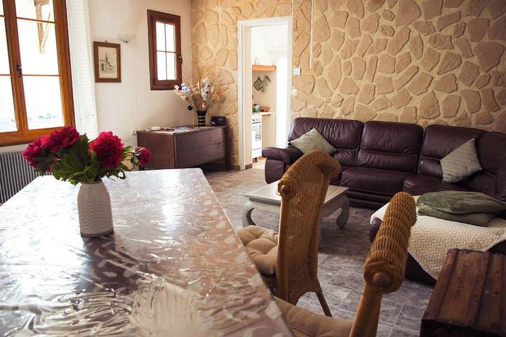 Gîte pour 6 personnes, avec jacuzzi et jardin dans Lisse-en-Champagne