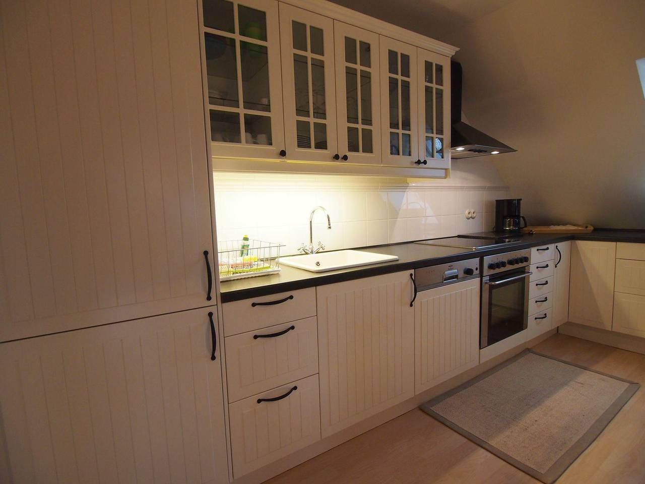 Ganze Ferienwohnung, Hochwerige Wohnung in Gingst mit großem Garten in Gingst, Rügen