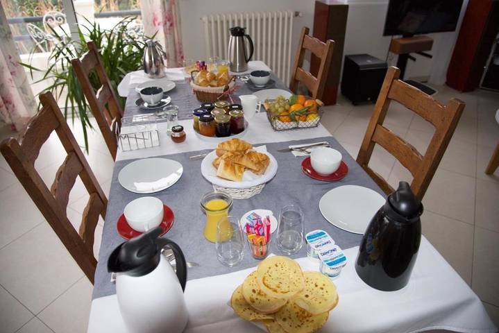 Location de vacances pour 2 personnes, avec jardin et terrasse à Eu - 2