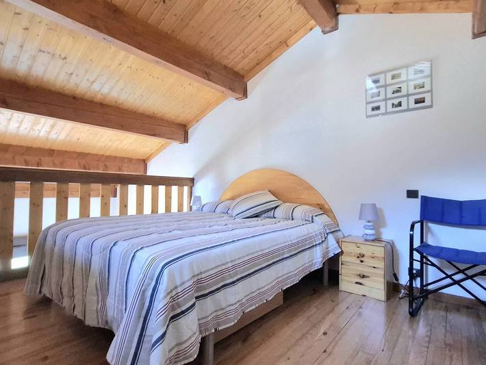 Entire studio, Modern Apartment with Balcony, Mezzanine & Parking - Sleeps 6 in Thuir, Mediterranean Coast (France)