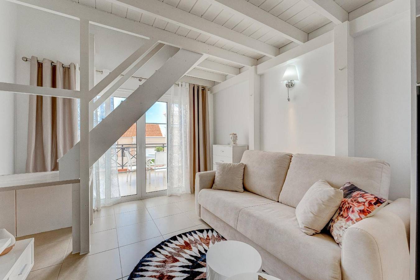 Apartamento entero, Apartamento Vacacional 'Yucca Park' con Piscina Compartida, Wi-Fi y Aire Acondicionado in Playa del Duque, Adeje
