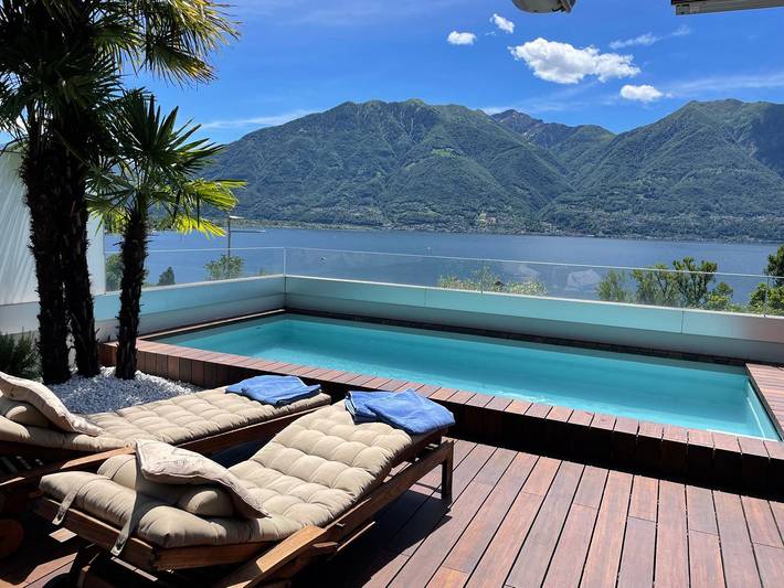Ferienwohnung für 2 Personen, mit Terrasse und Pool sowie Seeblick am Lago Maggiore (Schweiz)