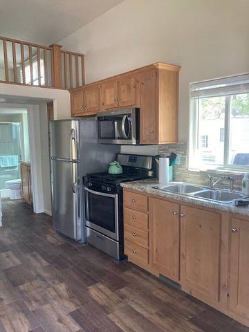 Mobile Home for 6 Guests in Arches National Park, Utah, Picture 2