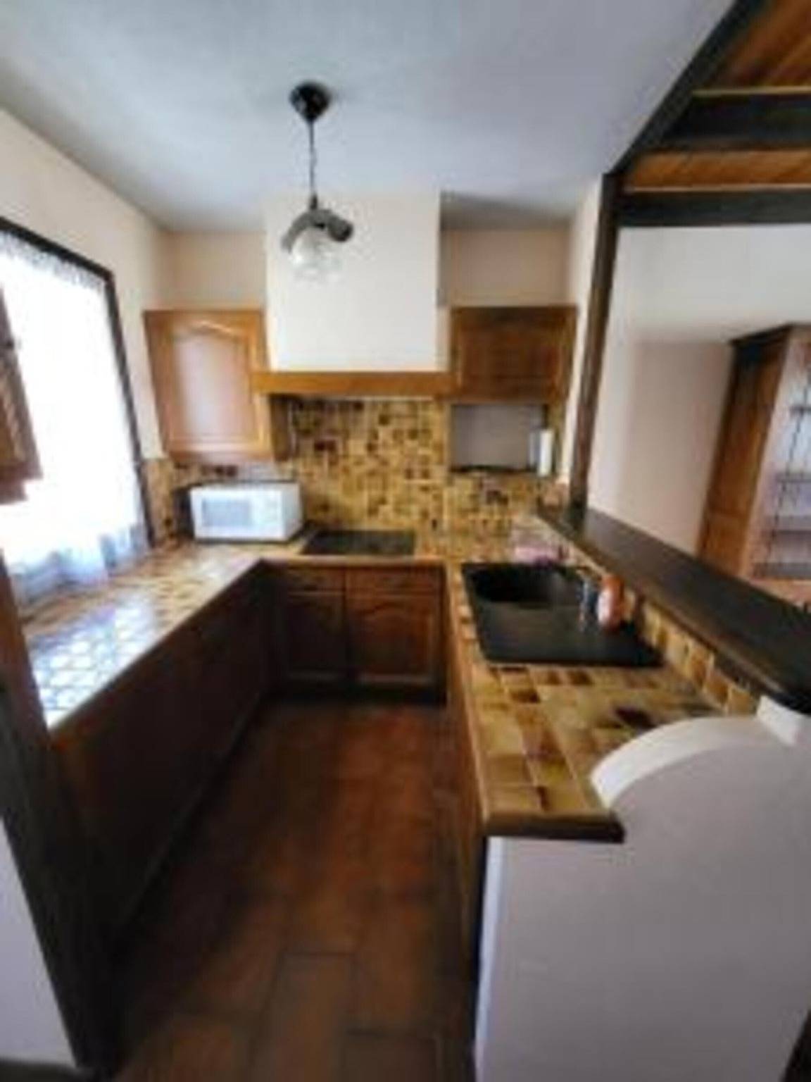 Entire apartment, Apartment 'Le Colombera - Ideal for Sports Enthusiasts' with Mountain View and Balcony in Tende, Mediterranean Coast (France)