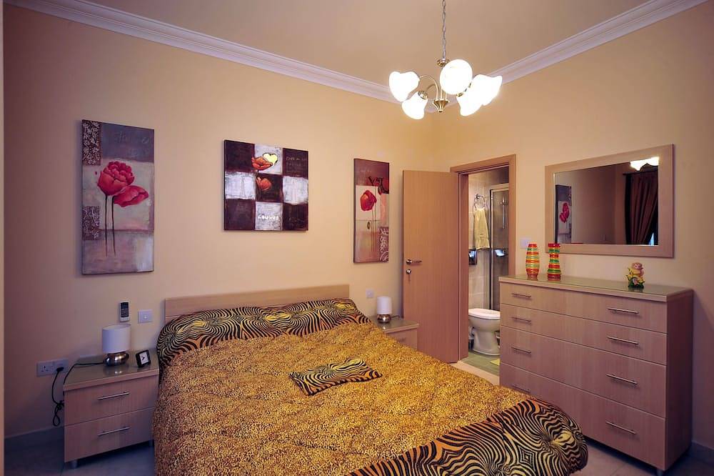 Geheel appartement, Chesterfield Holiday Apartment - Sliema - Malta in Sliema, Malta