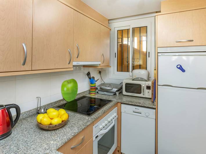 Gîte pour 4 personnes, avec jardin ainsi que terrasse et bassin pour enfant à Alcossebre - 4