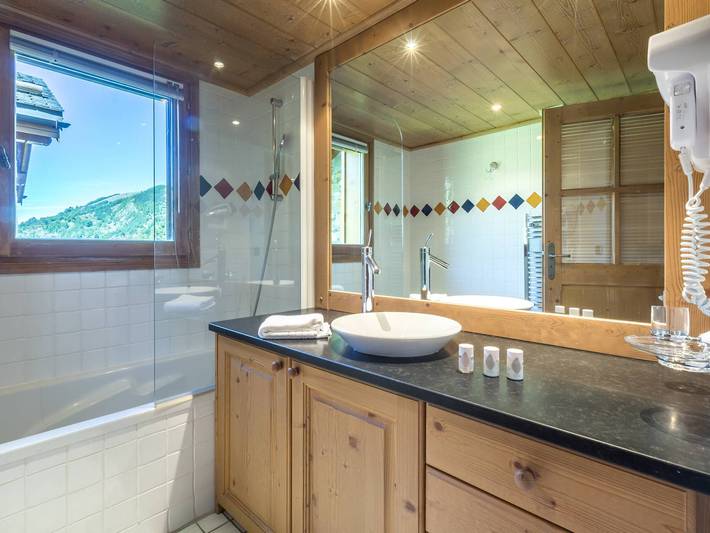 Gîte pour 8 personnes, avec piscine et balcon ainsi que jacuzzi et sauna à Saint-Martin-de-Belleville - 3