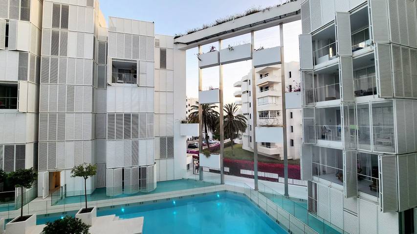 Ferienwohnung für 4 Personen, mit Balkon und Pool auf Ibiza