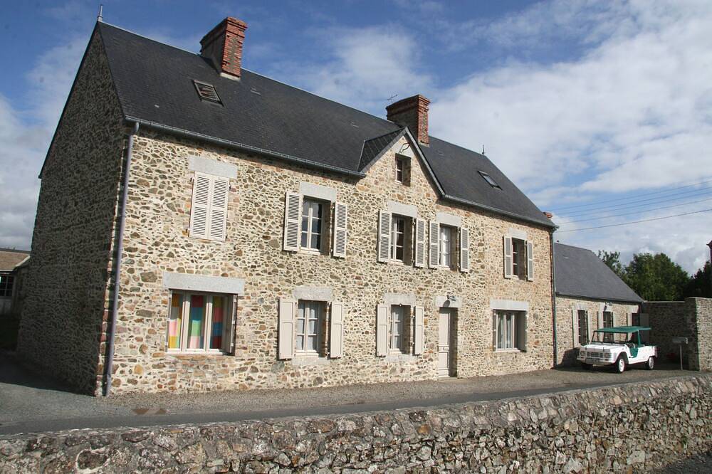 Charakterhaus 800 m vom Meer entfernt in Anneville-sur-Mer, Coutances und Umgebung