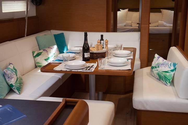 Bateau pour 8 personnes dans Benitses - 2