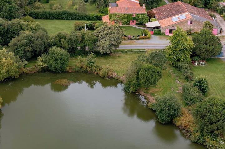 Location de vacances pour 15 personnes à Saint-Christophe-du-Ligneron
