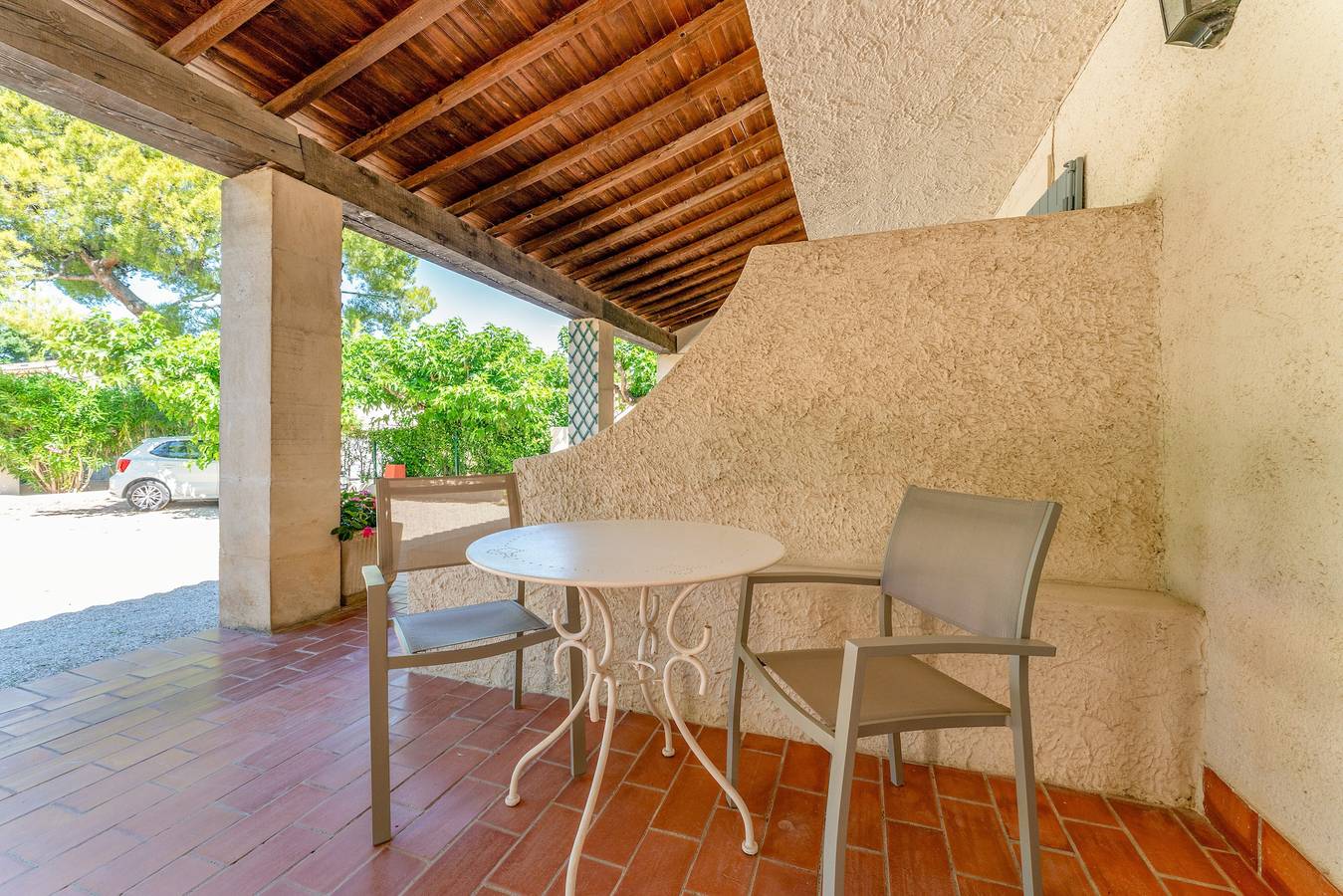 Studio entier, Appartement « Appt Saint Remy De Provence » avec terrasse privée et Wi-Fi in Saint-Rémy-de-Provence, Région d'Arles