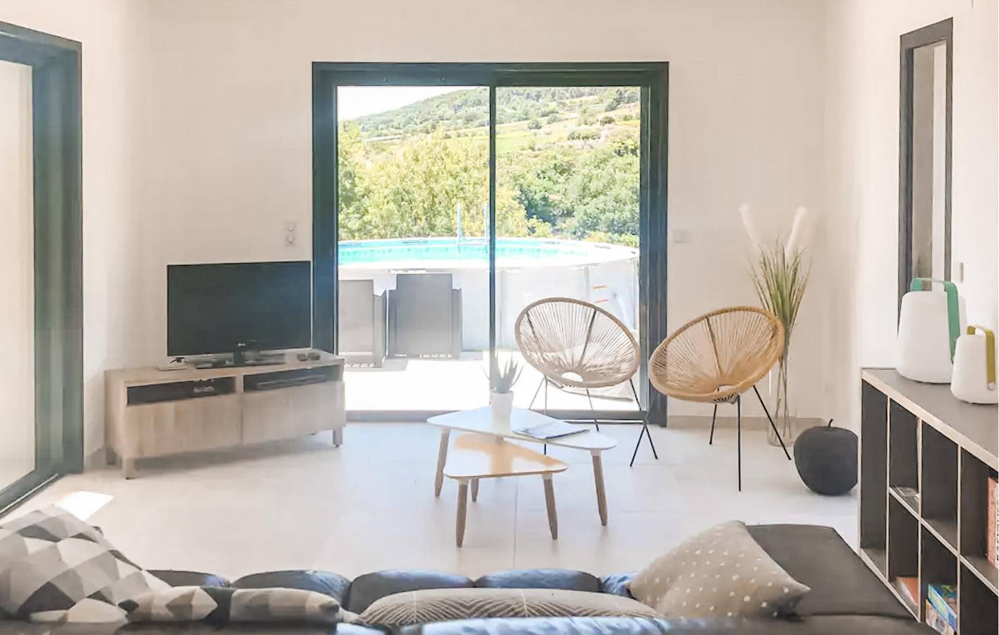 Vinsobres Appartement avec Piscine, Parking et Wifi in Vinsobres, Région de nyons