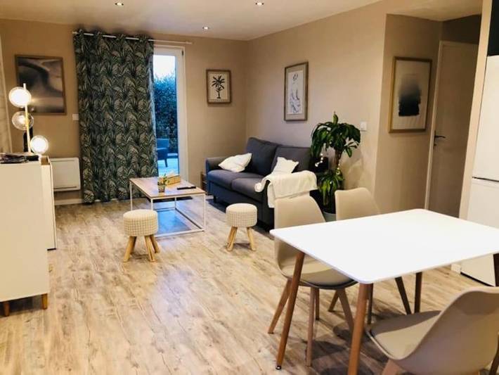 Gîte pour 4 personnes, avec terrasse et jardin à Sonzay