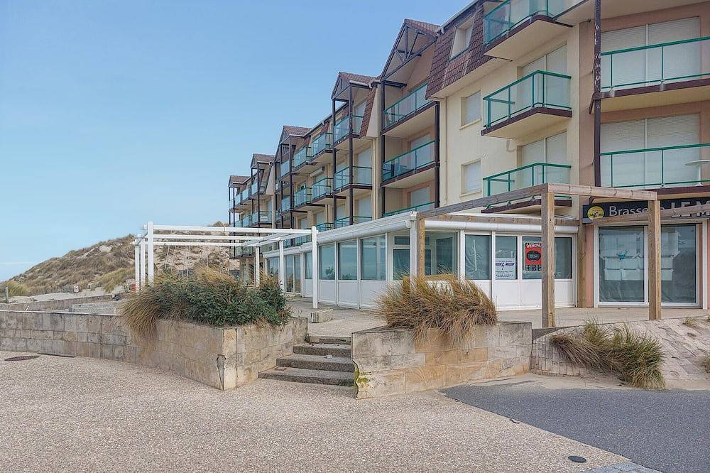 Entire apartment, Bel appartement vue mer in Sainte Cécile Plage, Camiers