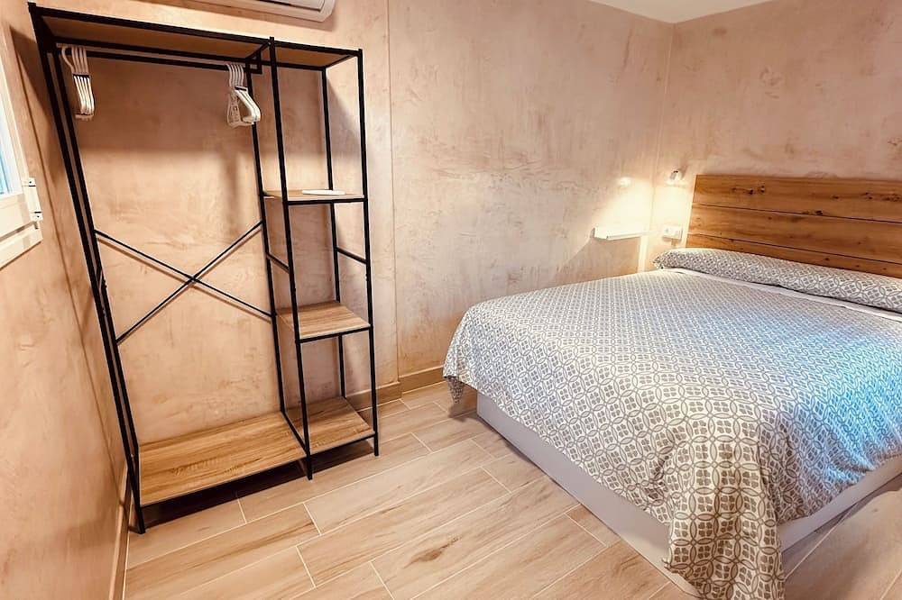 Entire apartment, Cherry Deluxe in Ronda, Málaga Province