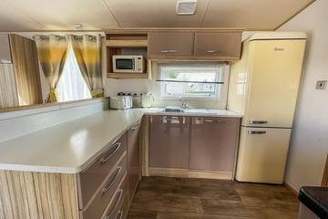 Static Caravan for 6 People in Great Yarmouth, Norfolk, Photo 3