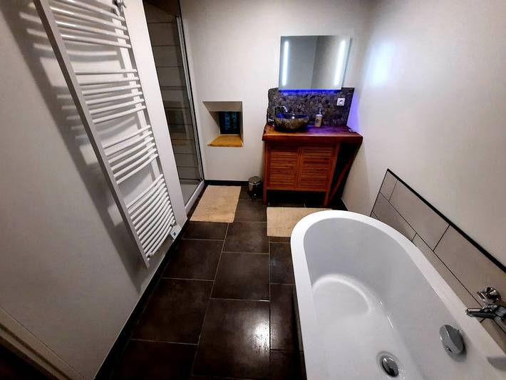 Chambre d’hôte pour 4 personnes, avec jacuzzi ainsi que jardin et piscine en Normandie - 4