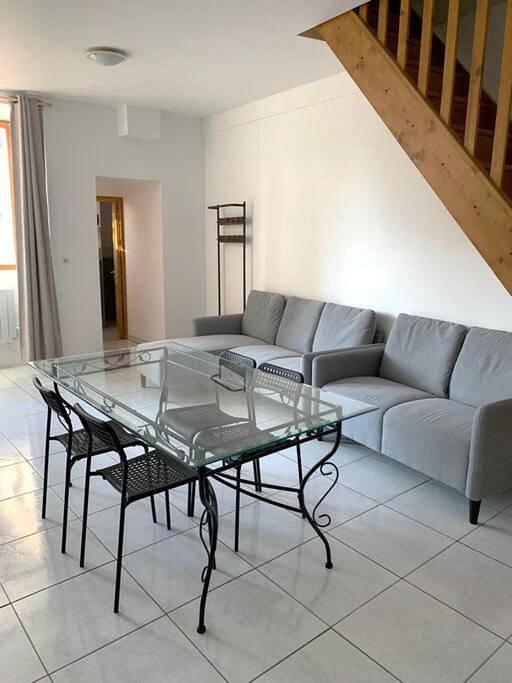 Gîte pour 6 personnes à Armeau