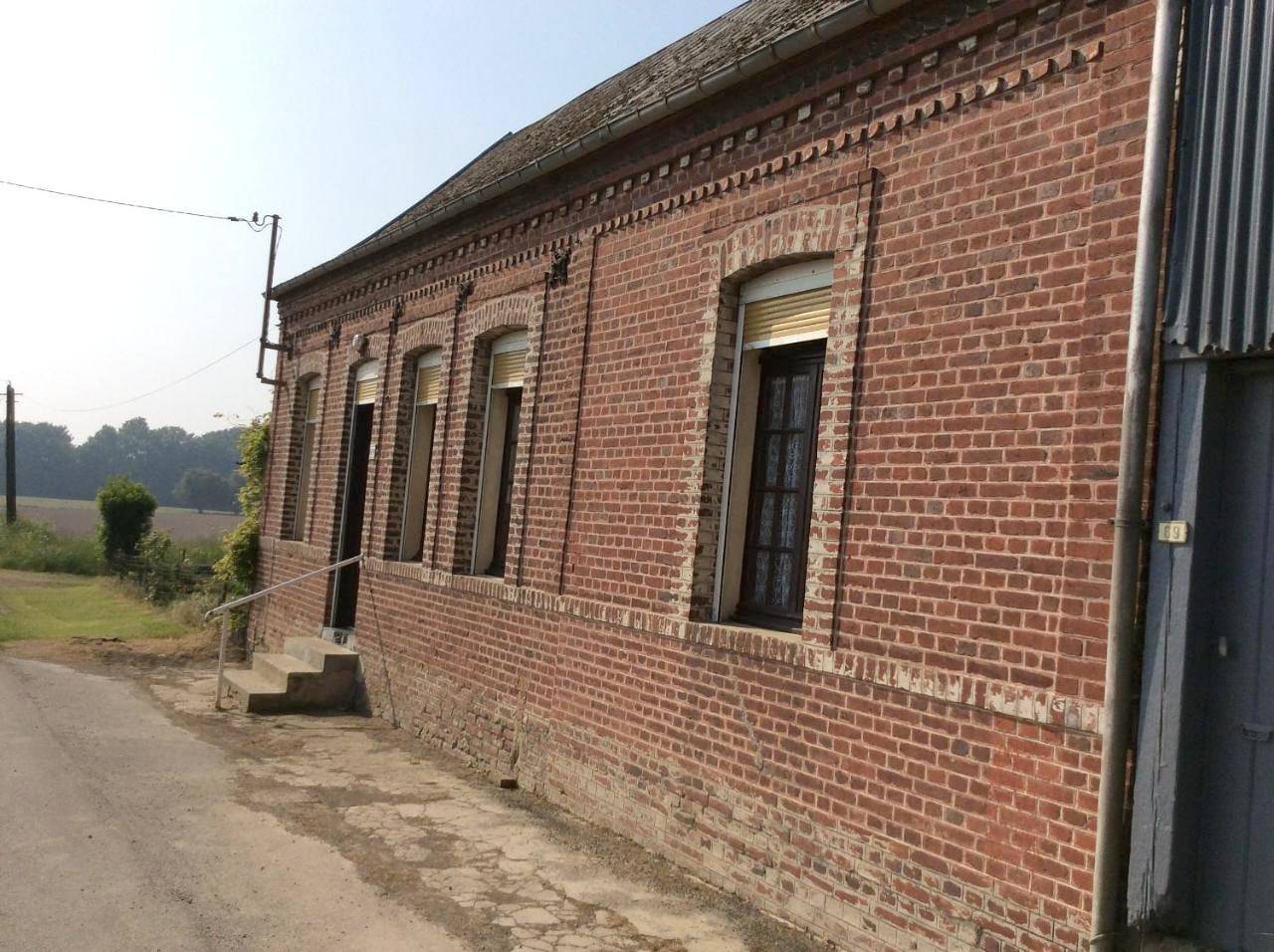 Holiday Home in Mailly-Maillet, Région d'Amiens