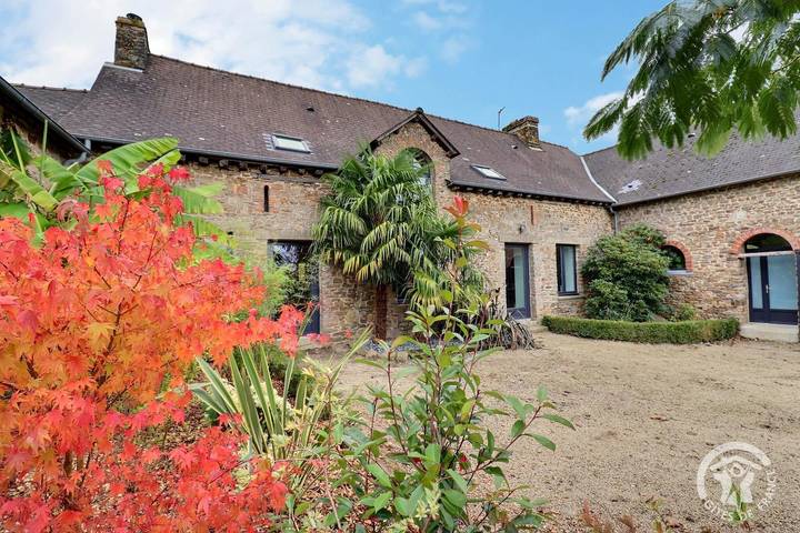 Gîte pour 5 personnes, avec jardin