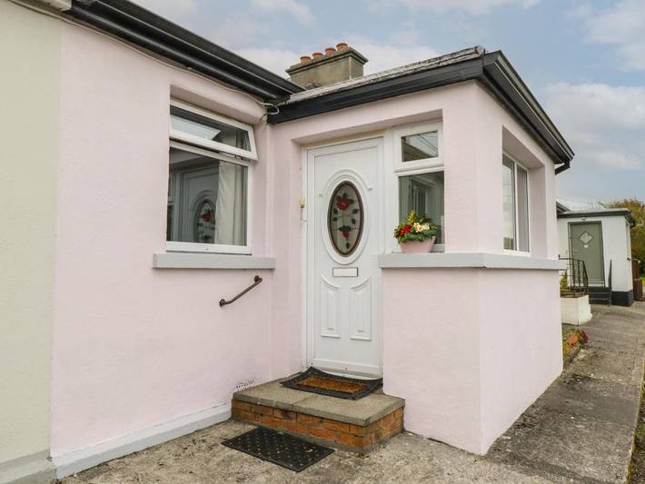 Gîte pour 4 personnes, avec jardin dans Foxford