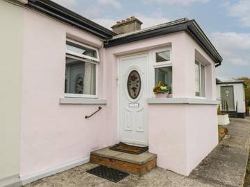 Gîte pour 4 personnes, avec jardin dans Foxford