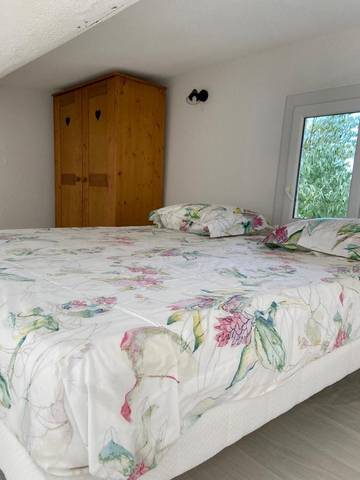 Gîte pour 4 personnes, avec terrasse et piscine à Saint-Georges-d'Orques