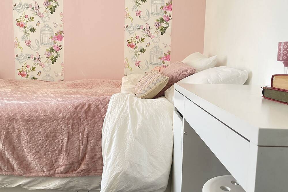 Apartamento entero, Beautiful apartment with 5 beds + free parking in Ivry-sur-Seine, Valle del Marne